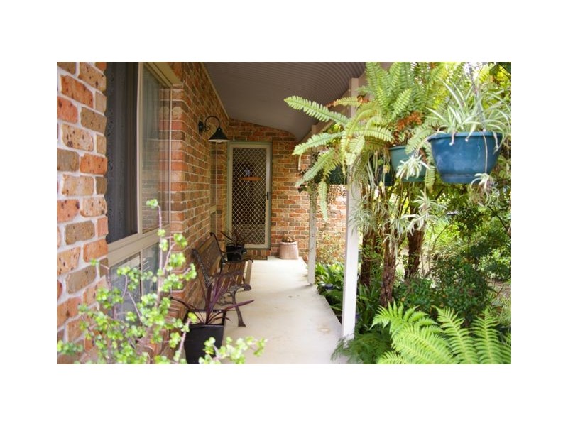 9 Grant Crescent, Macksville NSW 2447