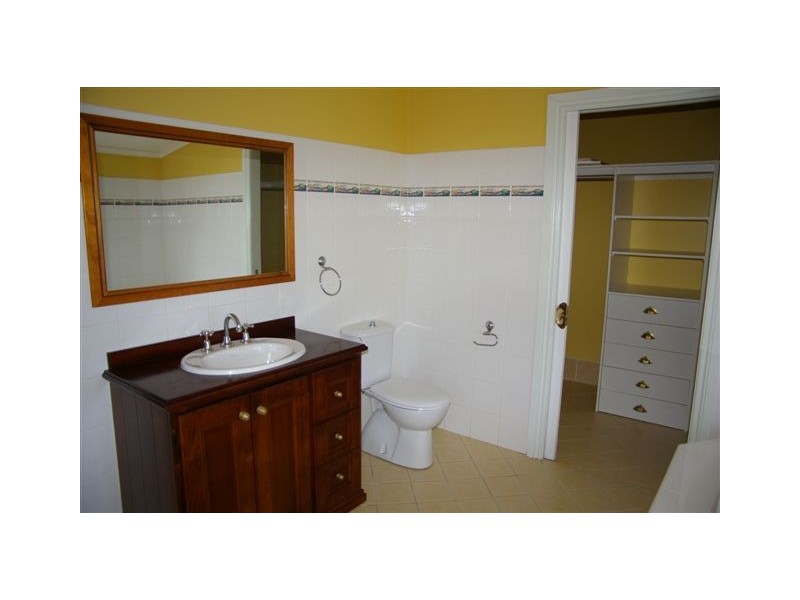 521 Greenhills Road, Taylors Arm NSW 2447