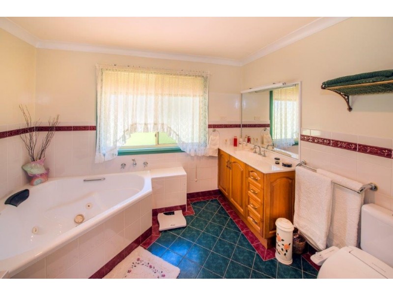 24 Kimberley Grove, Nambucca Heads NSW 2448