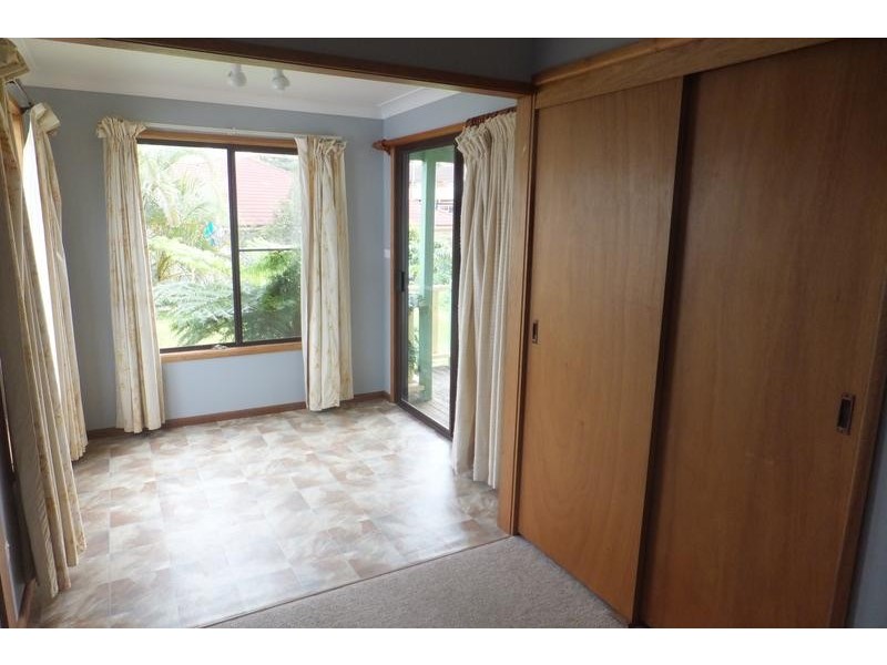 11 West Sreet, Scotts Head NSW 2447