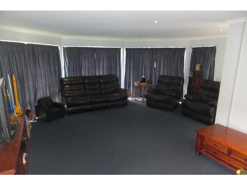 10 Crispin Cove, Macksville NSW 2447