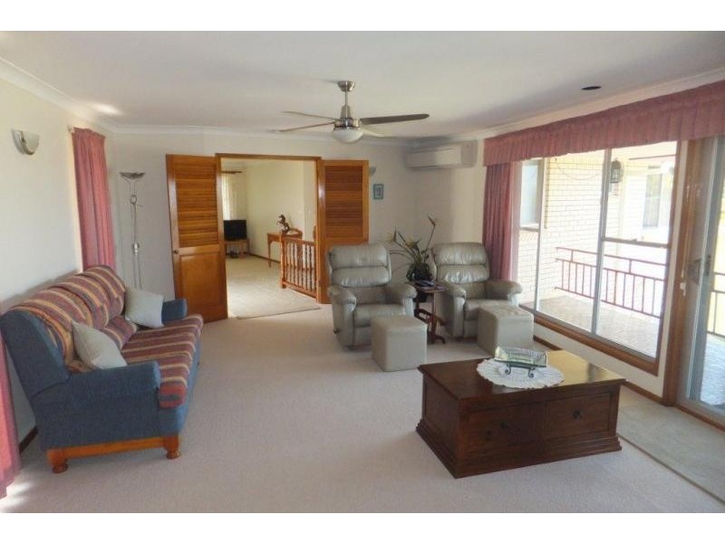 14 Glenmore Crescent, Macksville NSW 2447