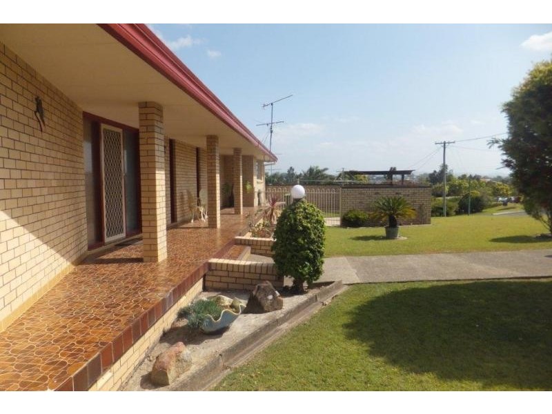 14 Glenmore Crescent, Macksville NSW 2447