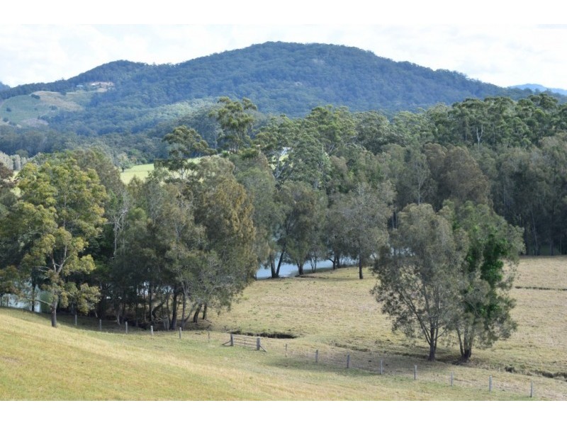 7119 Pacific Highway, Valla NSW 2448