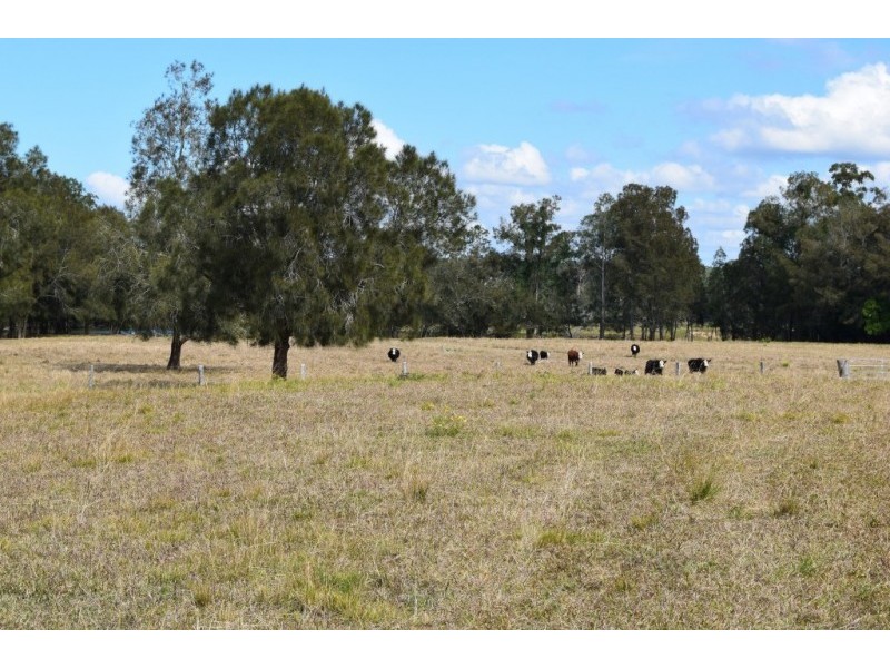 7119 Pacific Highway, Valla NSW 2448