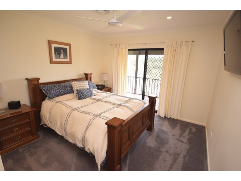 7119 Pacific Highway, Valla NSW 2448