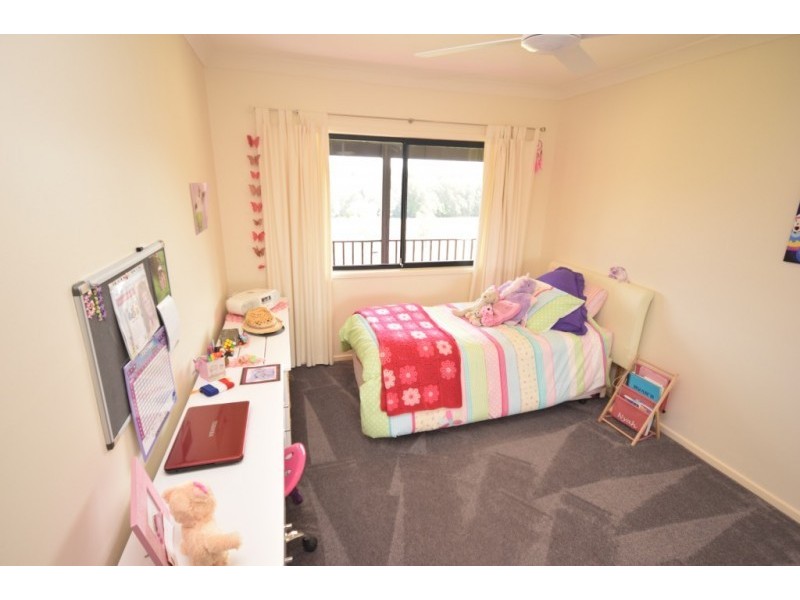 7119 Pacific Highway, Valla NSW 2448