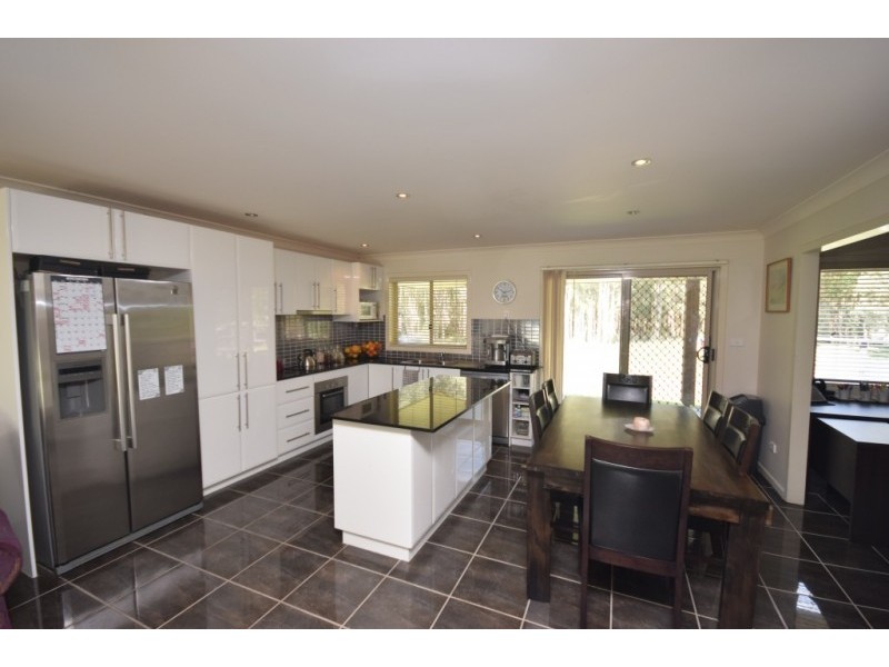 10 Park Street, Macksville NSW 2447