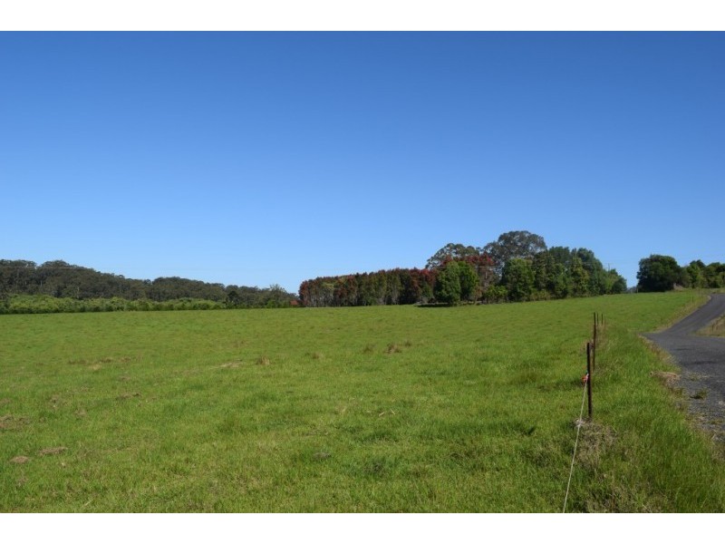16 Mitchells Road, Valla NSW 2448