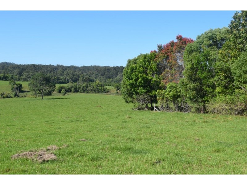 16 Mitchells Road, Valla NSW 2448