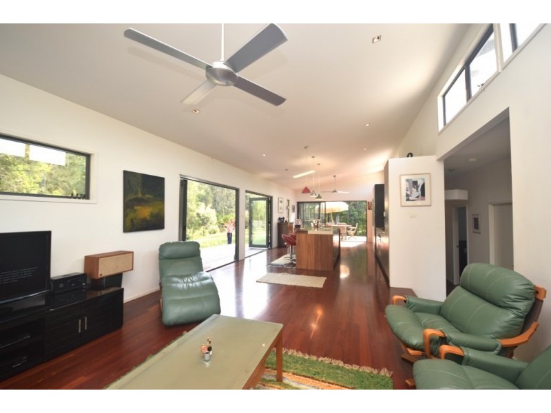 5 Gannet Drive, Scotts Head NSW 2447