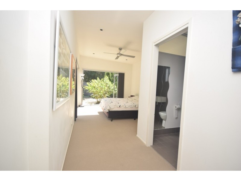 5 Gannet Drive, Scotts Head NSW 2447