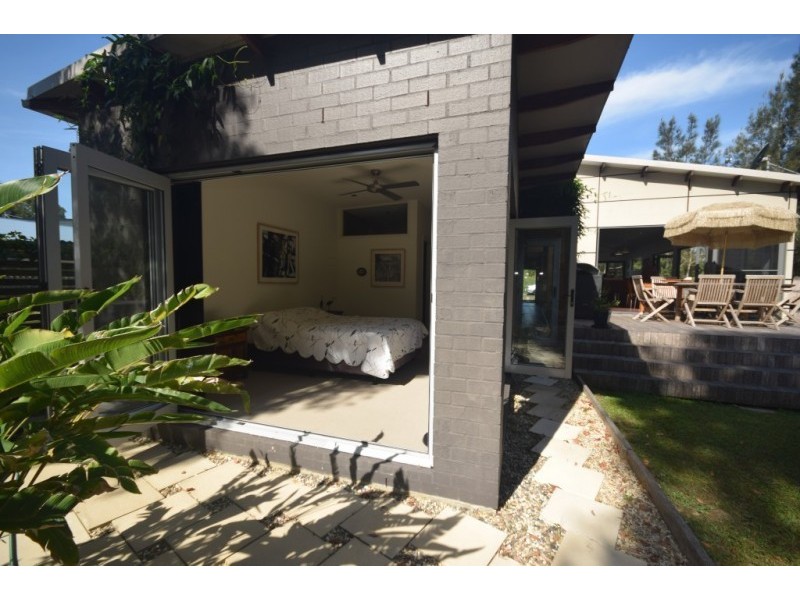 5 Gannet Drive, Scotts Head NSW 2447