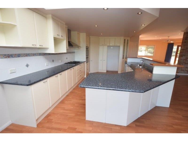 42 Hopewood Crescent, Newee Creek NSW 2447