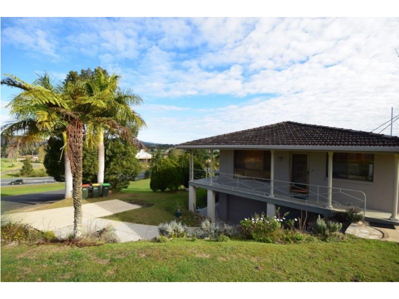 1 Grandview Drive, Macksville NSW 2447