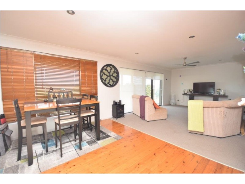 1 Grandview Drive, Macksville NSW 2447