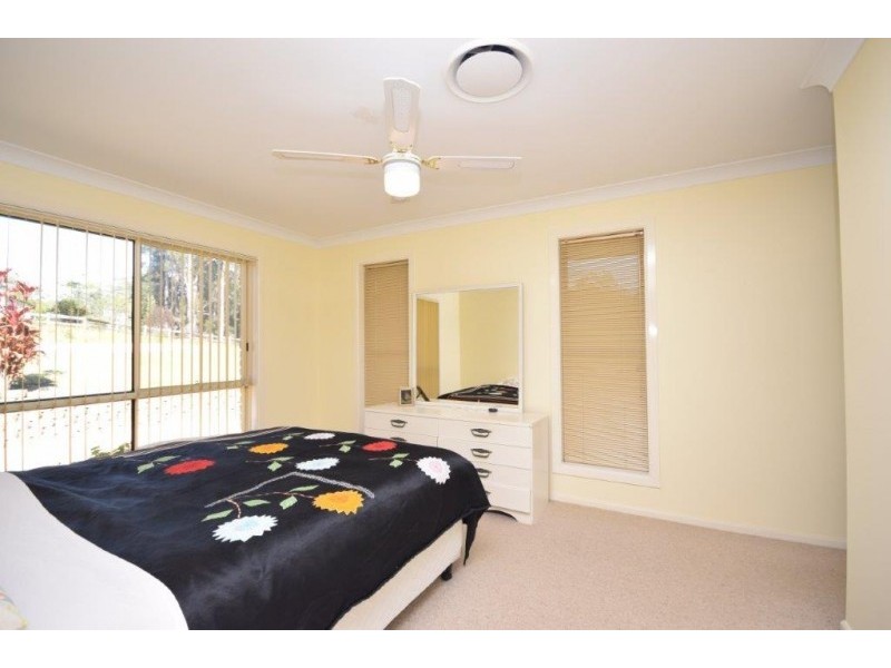 35 Auld Close, Valla NSW 2448