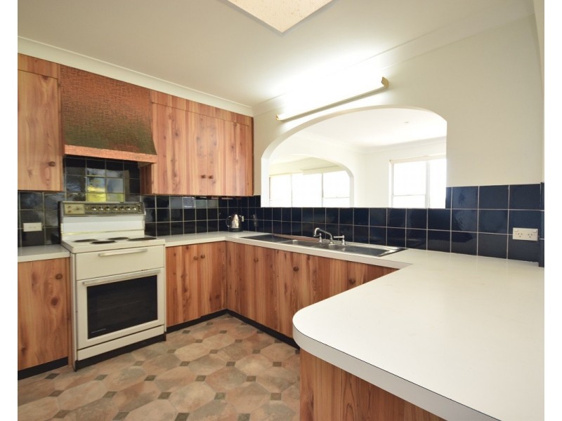 8 Ellis Avenue, Nambucca Heads NSW 2448