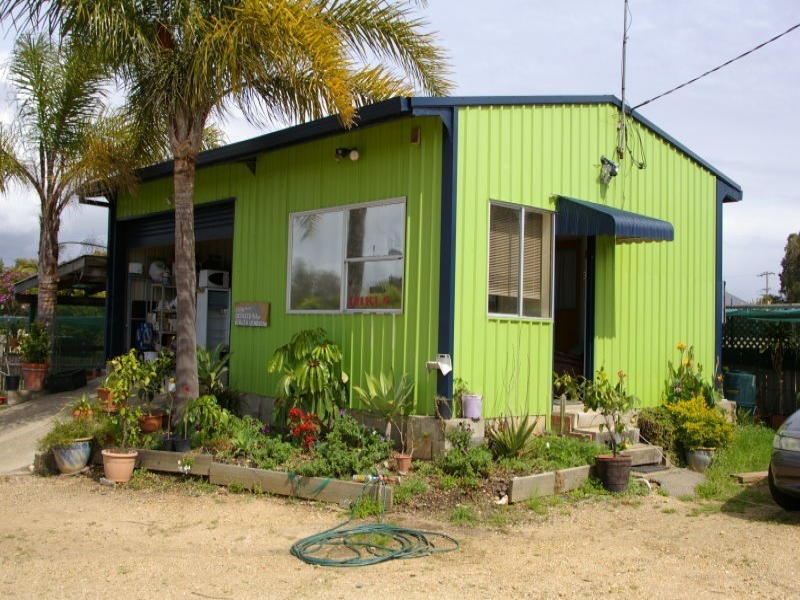 2 Egan Street, Macksville NSW 2447