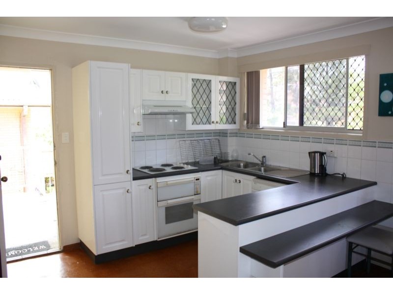 20 Vista Street, Surfers Paradise QLD 4217