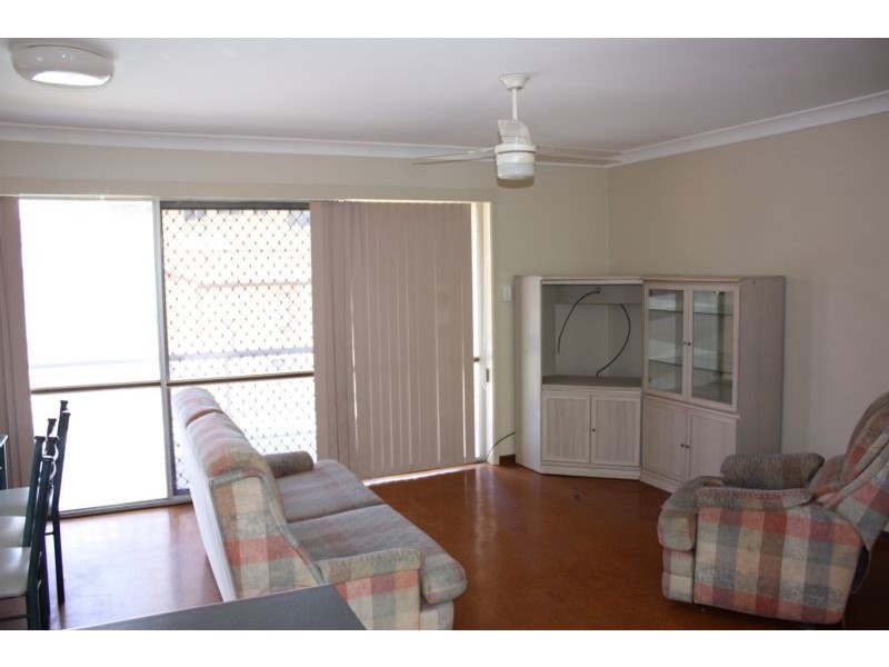 20 Vista Street, Surfers Paradise QLD 4217