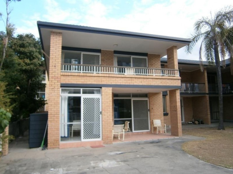 20 Vista Street, Surfers Paradise QLD 4217