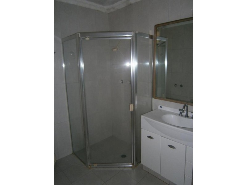 20 Vista Street, Surfers Paradise QLD 4217