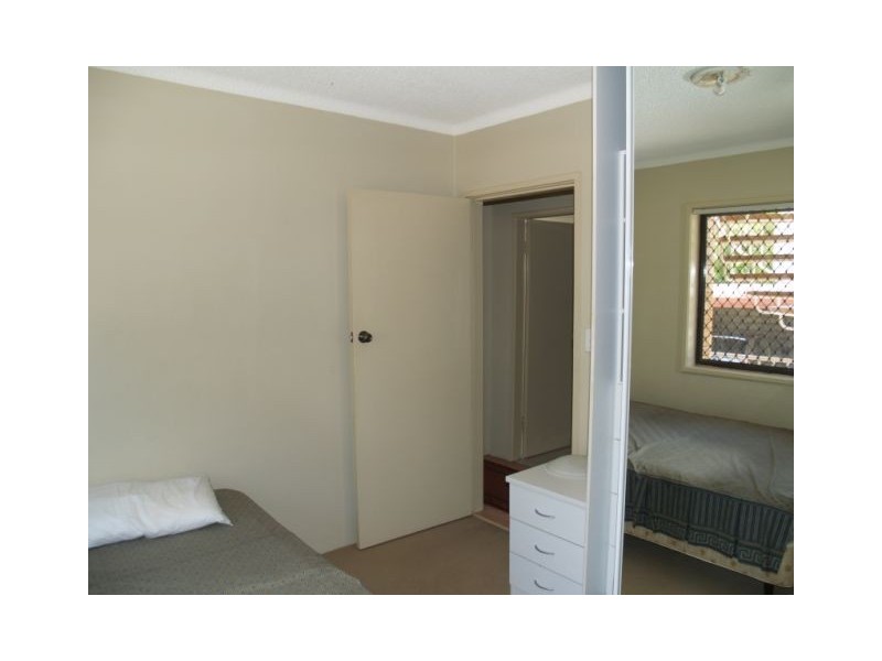 28 Sunrise Boulevard, Surfers Paradise QLD 4217