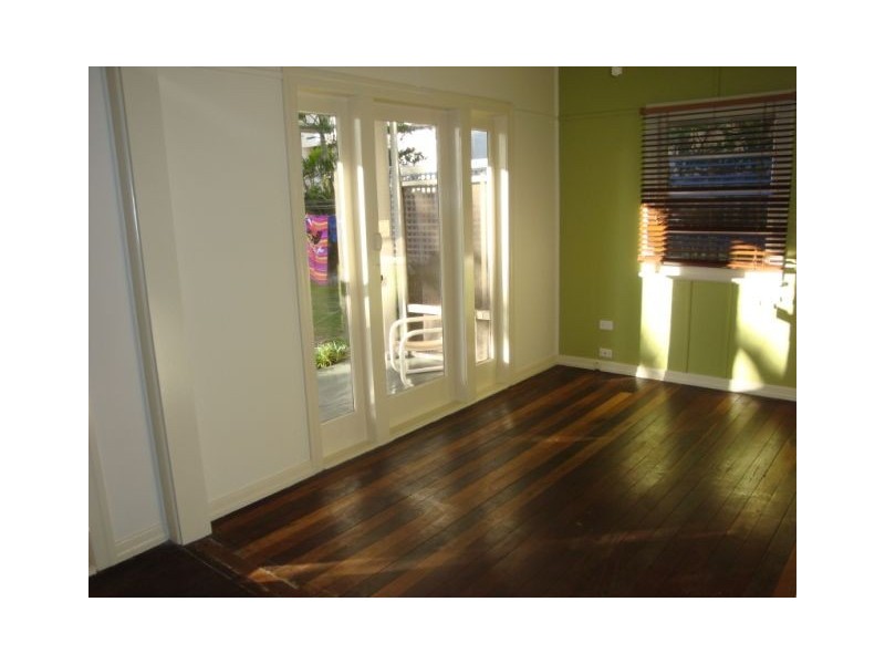 108 Old Burleigh Road, Broadbeach QLD 4218