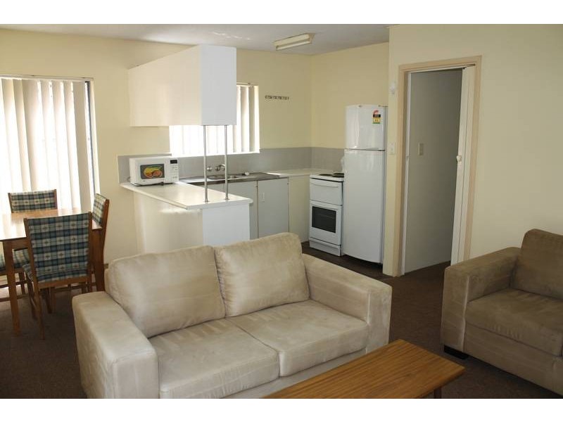 19 Sunset Boulevard, Surfers Paradise QLD 4217