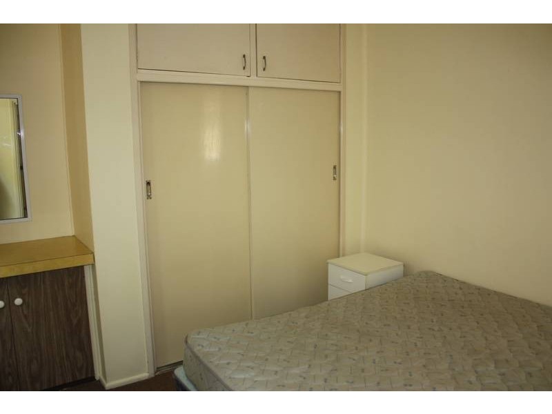 19 Sunset Boulevard, Surfers Paradise QLD 4217