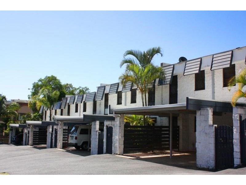 37 Markwell Avenue, Surfers Paradise QLD 4217