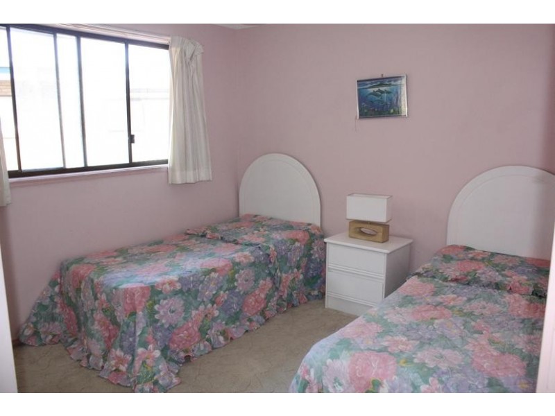 5 Old Burleigh Road (Paradise Pearl), Broadbeach QLD 4218