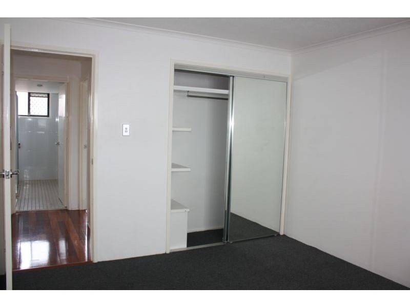 29 Loder Street, Biggera Waters QLD 4216