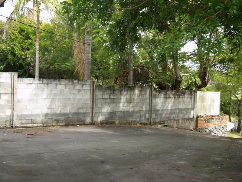 86 Kindra Avenue, Southport QLD 4215