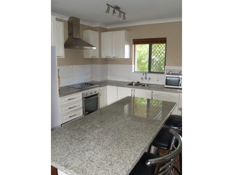 29 Oak Avenue, Budds Beach, Surfers Paradise QLD 4217