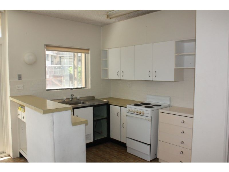 34 Hanlan Street ‘Kinkabool’, Surfers Paradise QLD 4217