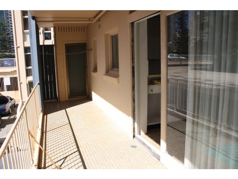 34 Hanlan Street ‘Kinkabool’, Surfers Paradise QLD 4217