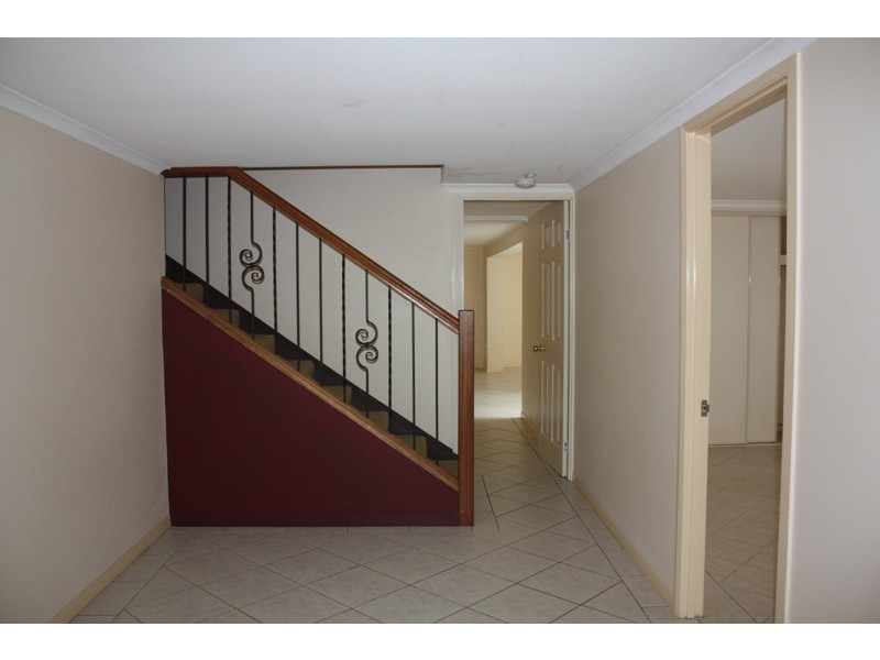 24 Wallace, Southport QLD 4215