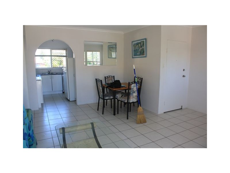 9 Holborow Close (Kooyong Place), Surfers Paradise QLD 4217