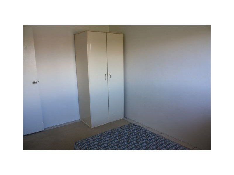 9 Holborow Close (Kooyong Place), Surfers Paradise QLD 4217