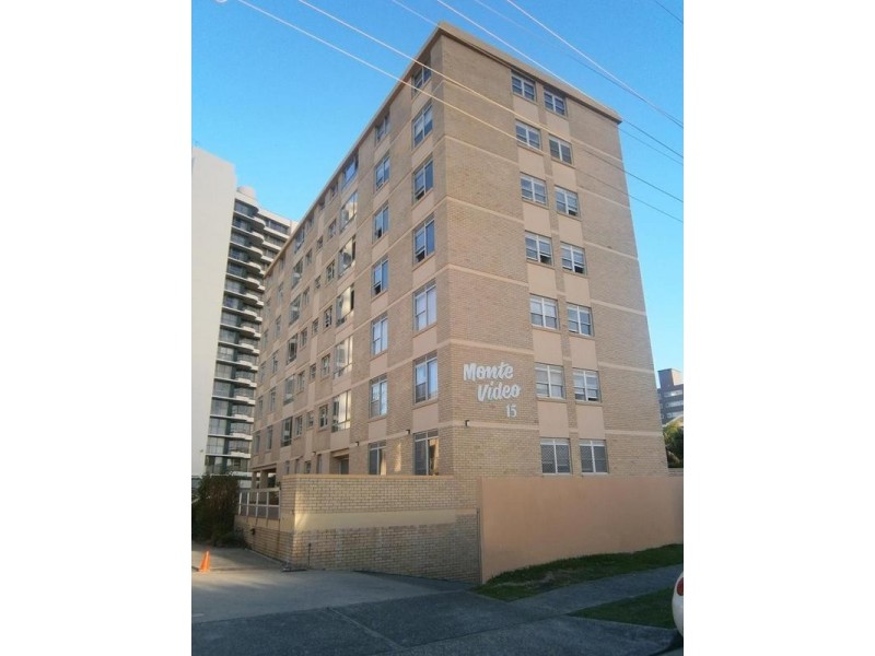 15 Pacific Street, Main Beach QLD 4217