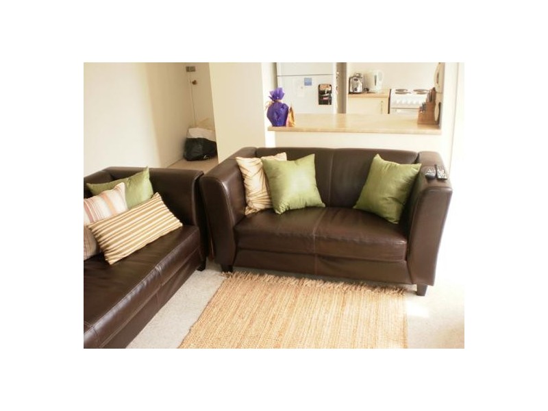 15 Pacific Street, Main Beach QLD 4217