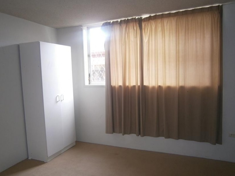 20 Leonard Avenue, Surfers Paradise QLD 4217