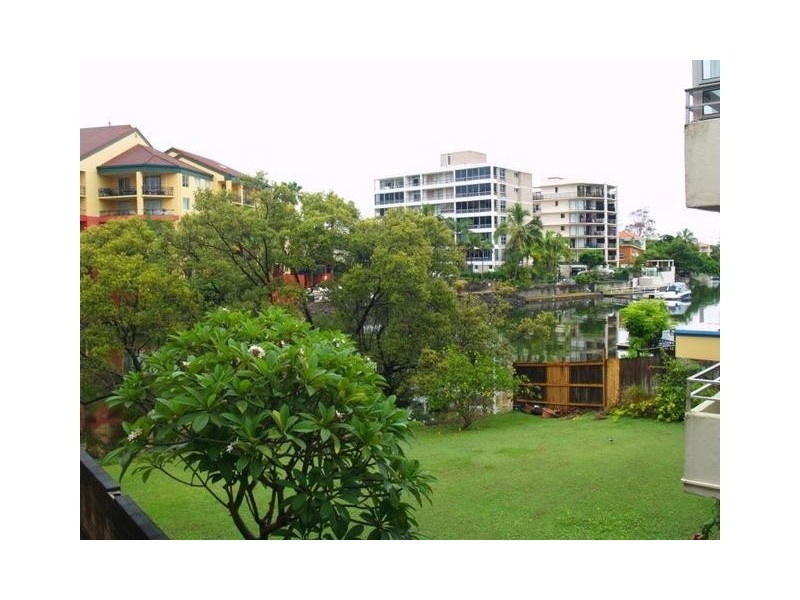 59A Peninsular Drive ‘Club House’, Surfers Paradise QLD 4217