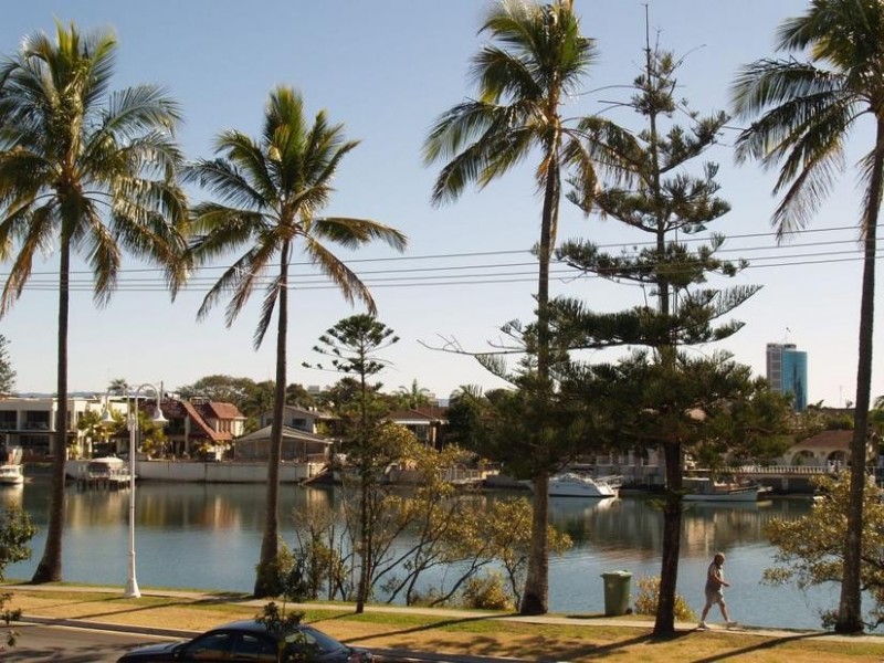 19 Watson Esplanade, Surfers Paradise QLD 4217