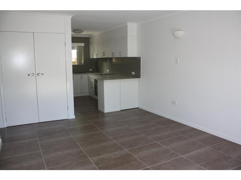10 Monaco Street, Surfers Paradise QLD 4217