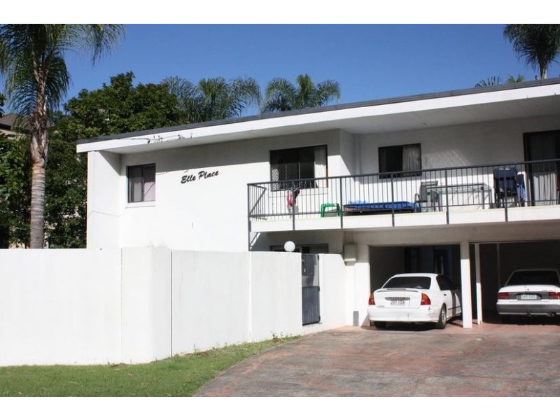 8 Acacia Avenue, Surfers Paradise QLD 4217