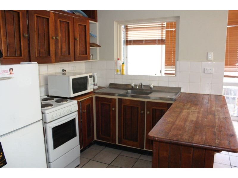 34 Hanlan Street ‘Kinkabool’, Surfers Paradise QLD 4217