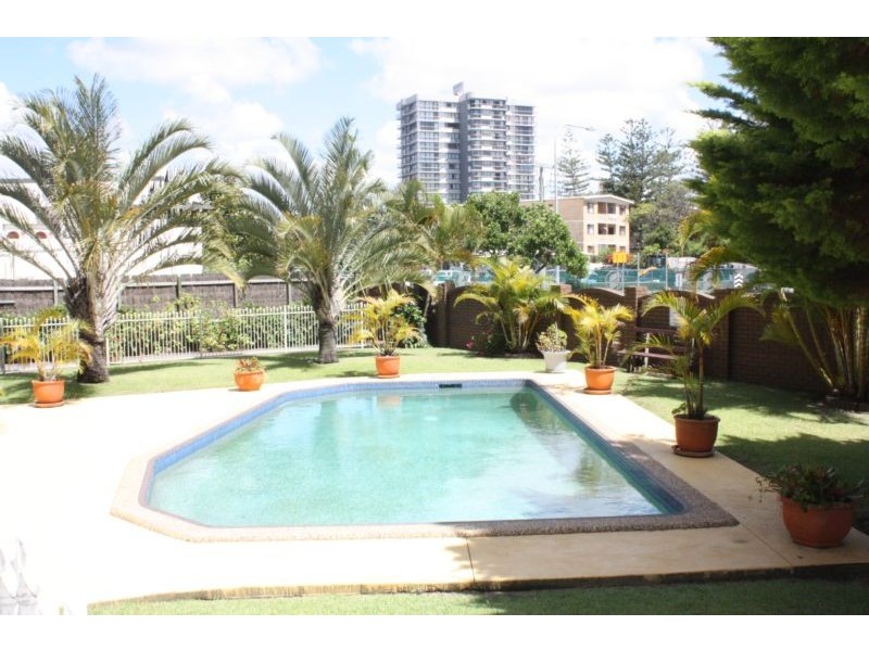 3 Old Burleigh Road, Surfers Paradise QLD 4217